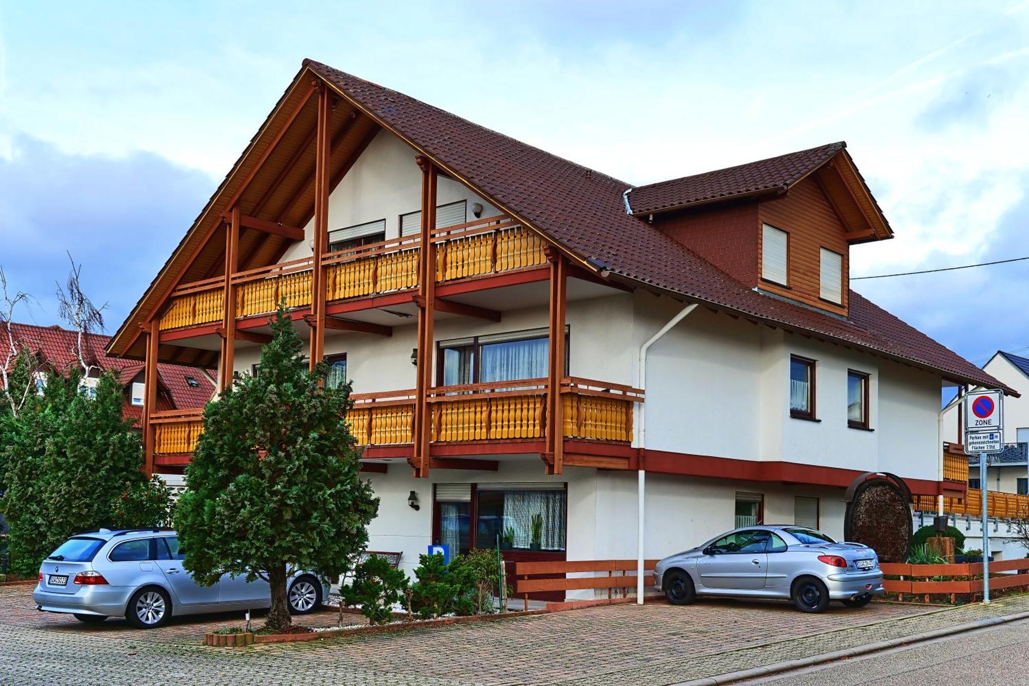 Hotel Garni Sebastian Kirrweiler  Εξωτερικό φωτογραφία