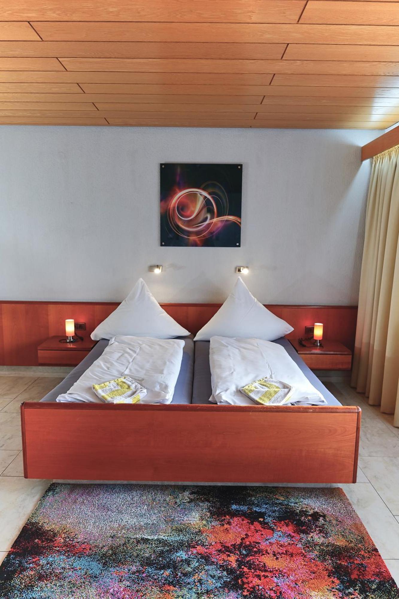 Hotel Garni Sebastian Kirrweiler  Εξωτερικό φωτογραφία