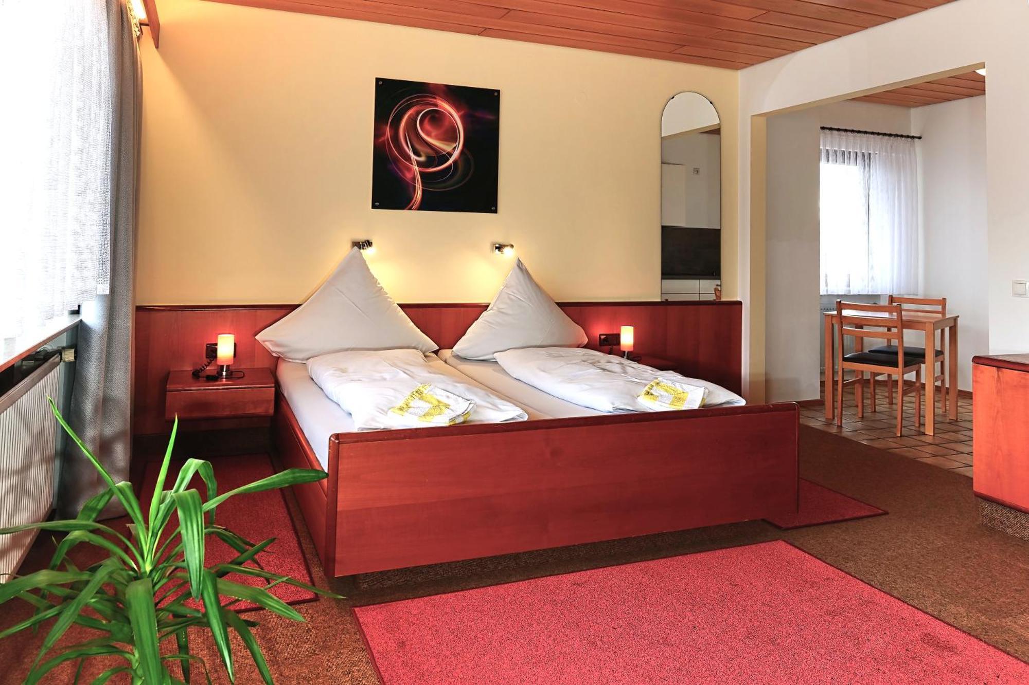 Hotel Garni Sebastian Kirrweiler  Εξωτερικό φωτογραφία