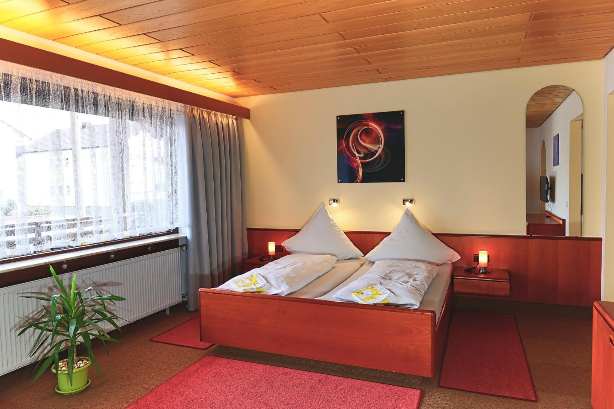 Hotel Garni Sebastian Kirrweiler  Εξωτερικό φωτογραφία