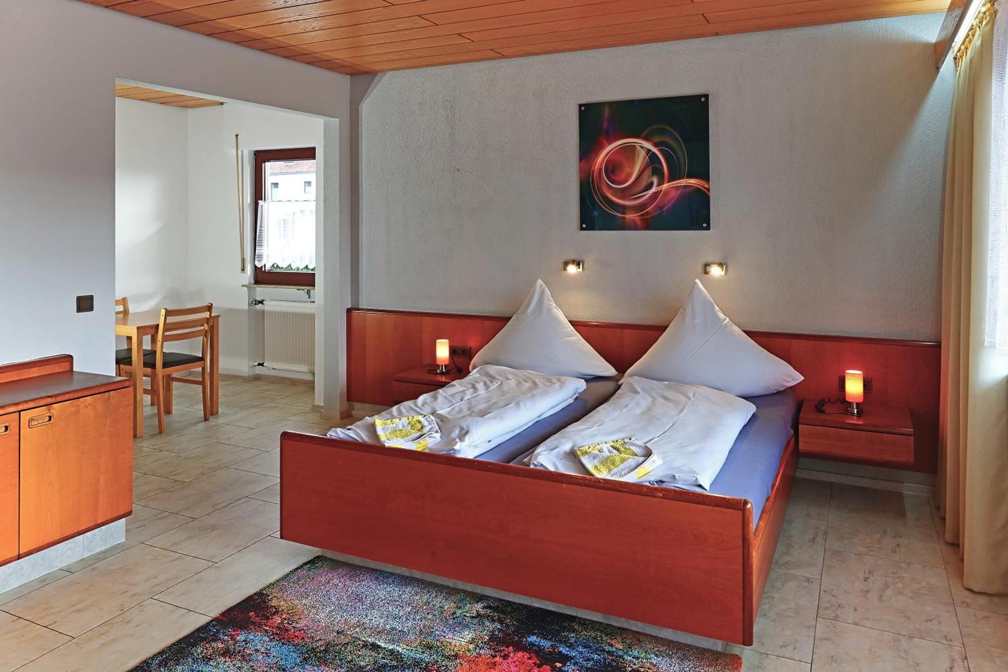 Hotel Garni Sebastian Kirrweiler  Εξωτερικό φωτογραφία